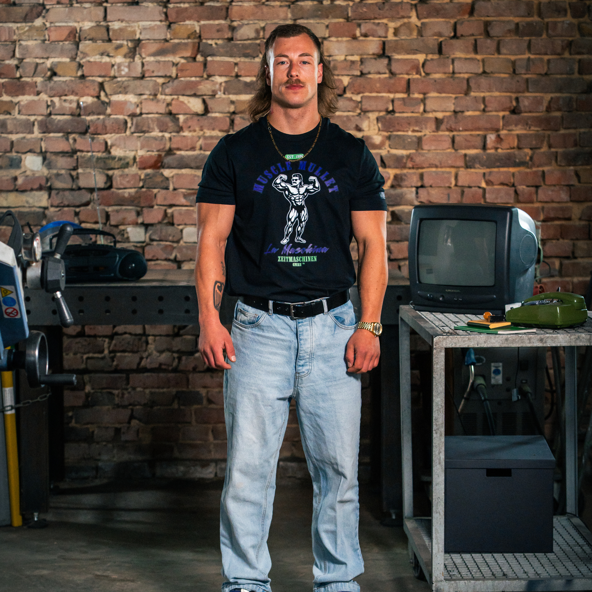 Muscle Mullet 2.0 - 80s Bodybuilding Shirt